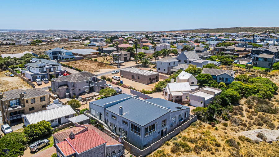 5 Bedroom Property for Sale in Myburgh Park Western Cape
